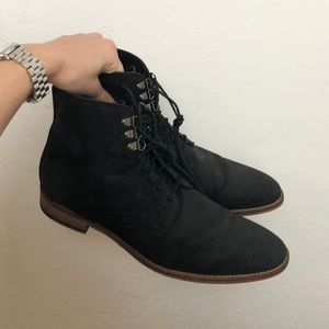 Worn twice! BR Men’s Black Suede shoes 👞 10